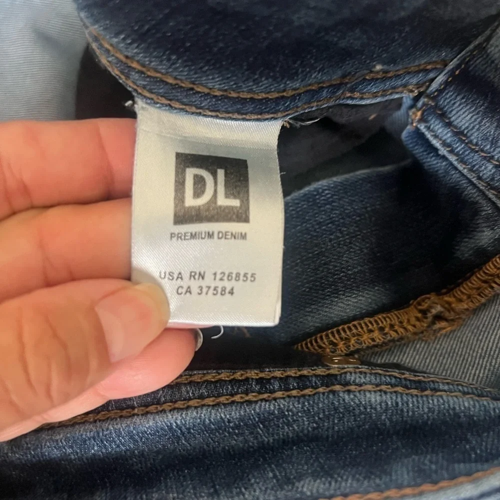 DL1961 Coco curvy ankle solo 4way stretch 360 comfort indigo wash size 27